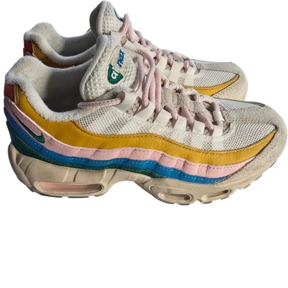 Nike Air Max 95 DQ9323 200 Multi Color Suede Mesh Pink Laces Women's Size 6
